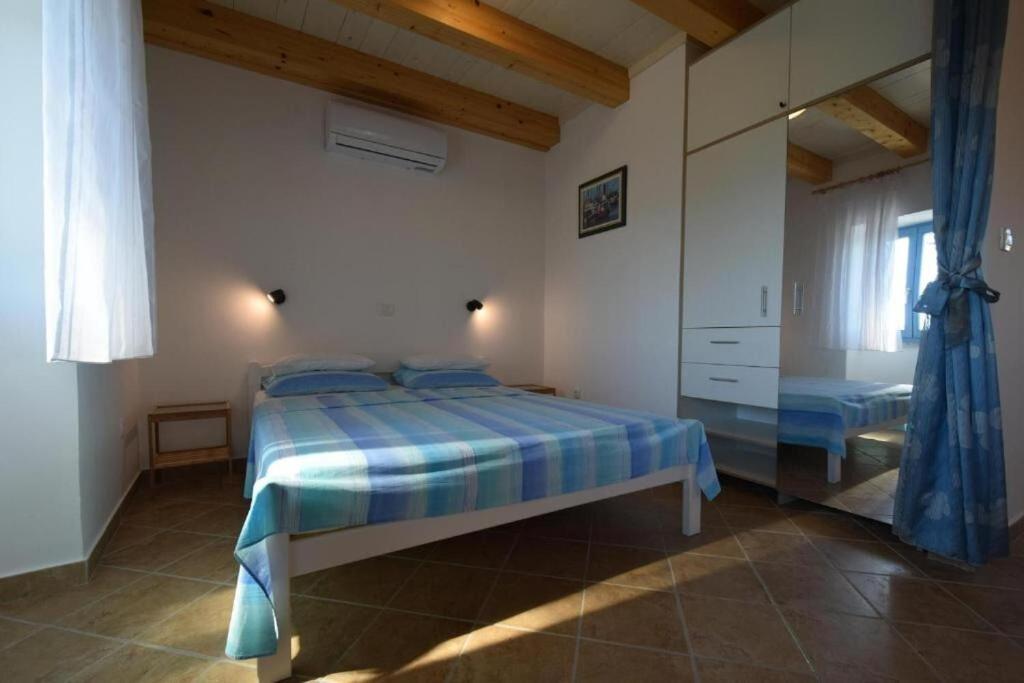 Skrbčići Apartments Insula Insule - Rustic & Peaceful מראה חיצוני תמונה